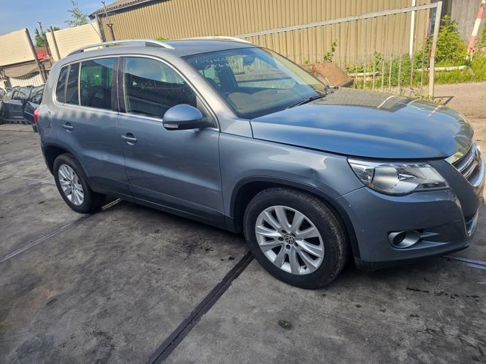 Volkswagen Tiguan 1.4 TSI 16V 4Motion Sloopvoertuig (2009, Grijs)