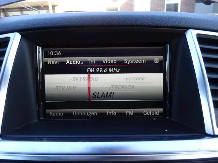 Mercedes ML III 3.0 ML-350 BlueTEC V6 24V 4-Matic Sloopvoertuig (2014, Zwart)