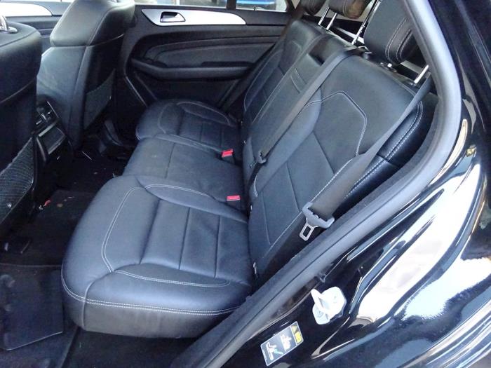 Mercedes ML III 3.0 ML-350 BlueTEC V6 24V 4-Matic Sloopvoertuig (2014, Zwart)