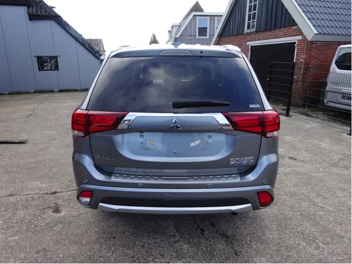 Gf2w mitsubishi outlander