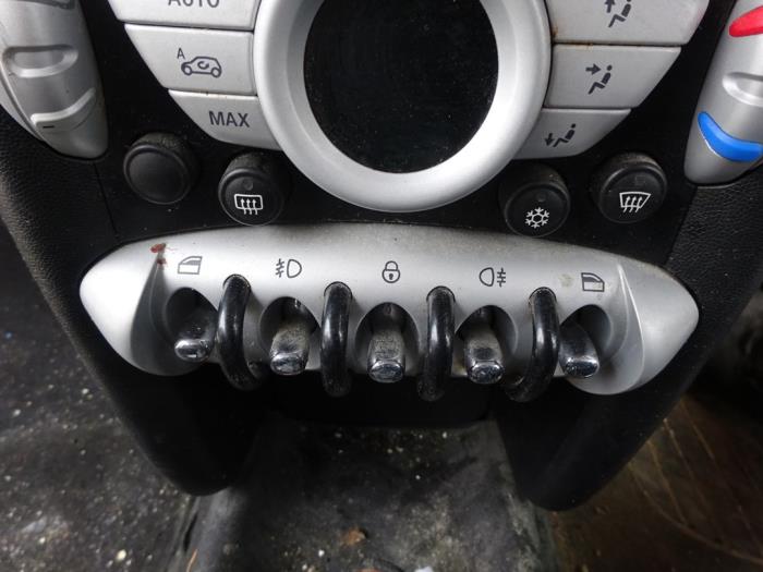 Mini Mini 1.6 16V Cooper Sloopvoertuig (2008, Blauw)