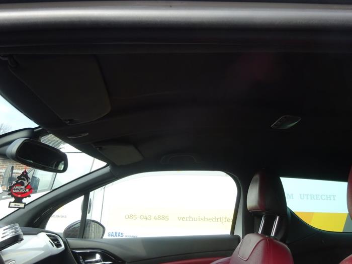 Citroen DS3 1.6 16V VTS THP 155 Sloopvoertuig (2010, Wit)