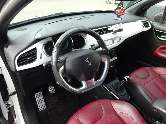 Citroen DS3 1.6 16V VTS THP 155 Sloopvoertuig (2010, Wit)