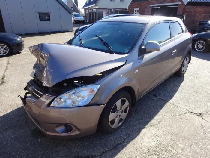 Kia Pro cee'd 1.4 CVVT 16V Sloopvoertuig (2009, Grijs)