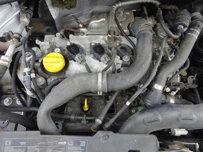 Renault Clio IV 1.2 TCE 16V GT EDC Sloopvoertuig (2015, Wit)