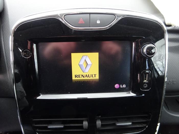 Renault Clio IV 1.2 TCE 16V GT EDC Sloopvoertuig (2015, Wit)
