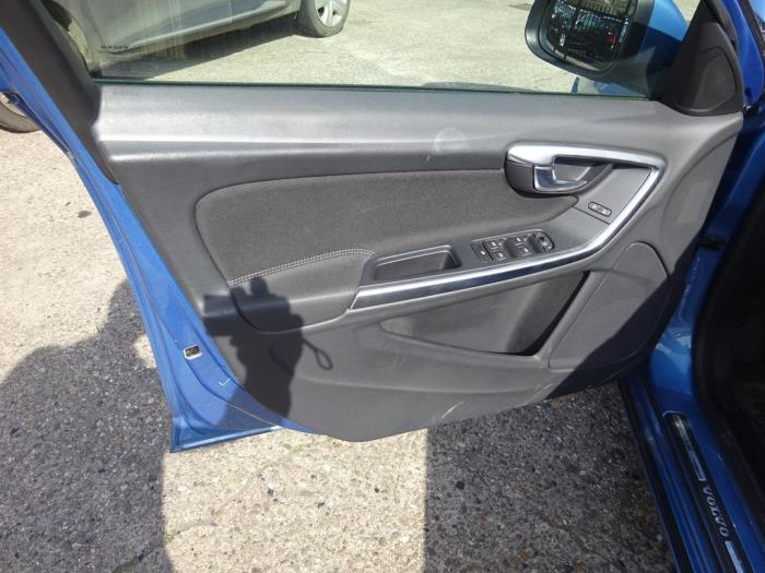 Volvo V60 I 2.0 D4 16V Sloopvoertuig (2014, Blauw)