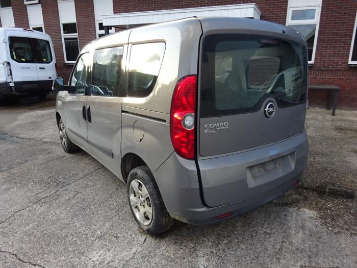 Opel Combo Tour 1.6 CDTI 16V ecoFlex Sloopvoertuig (2013, Grijs)