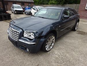 Chrysler 300 C Touring 3.0 CRD 24V Sloopvoertuig (2008, Grijs)