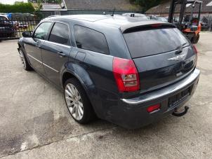 Chrysler 300 C Touring 3.0 CRD 24V Sloopvoertuig (2008, Grijs)