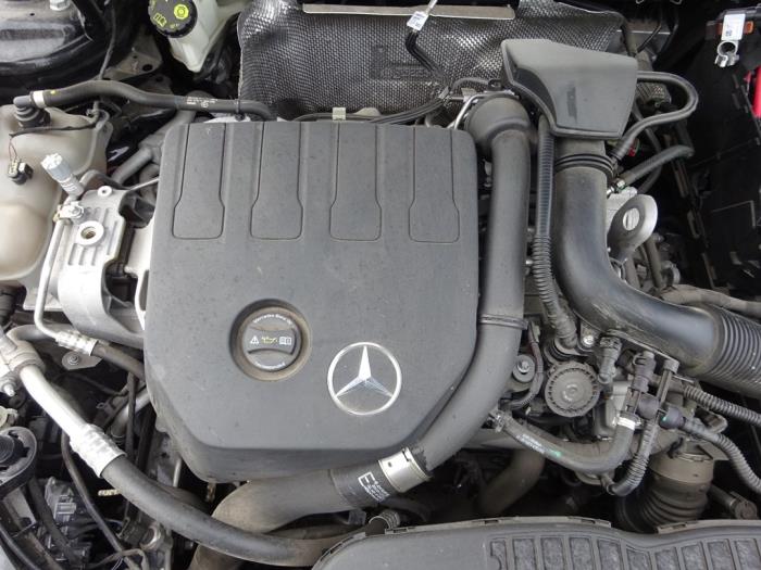 Mercedes A 1.3 A-180 Turbo 16V Sloopvoertuig (2019, Zwart)