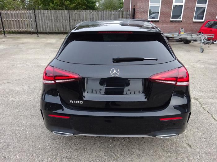 Mercedes A 1.3 A-180 Turbo 16V Sloopvoertuig (2019, Zwart)