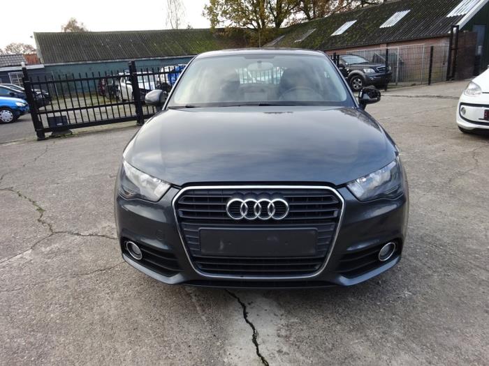 Audi A1 1.6 TDI 16V Sloopvoertuig (2011, Grijs)