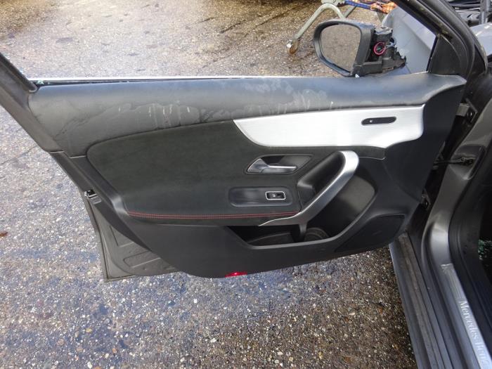 Mercedes A 1.3 A-200 Turbo 16V Sloopvoertuig (2019, Grijs)