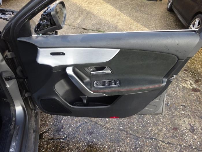 Mercedes A 1.3 A-200 Turbo 16V Sloopvoertuig (2019, Grijs)