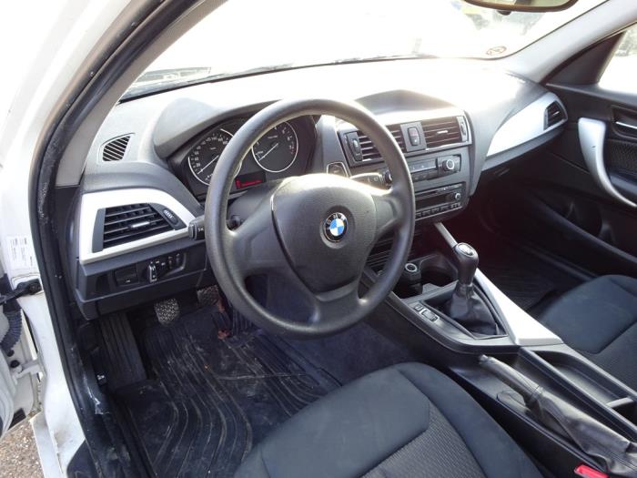 BMW 1 serie 114i 1.6 16V Sloopvoertuig (2012, Wit)