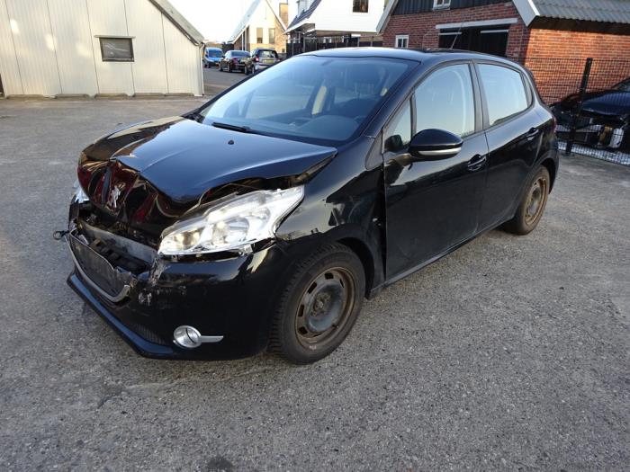 Peugeot 208 I 1.4 HDi Sloopvoertuig (2013, Zwart)