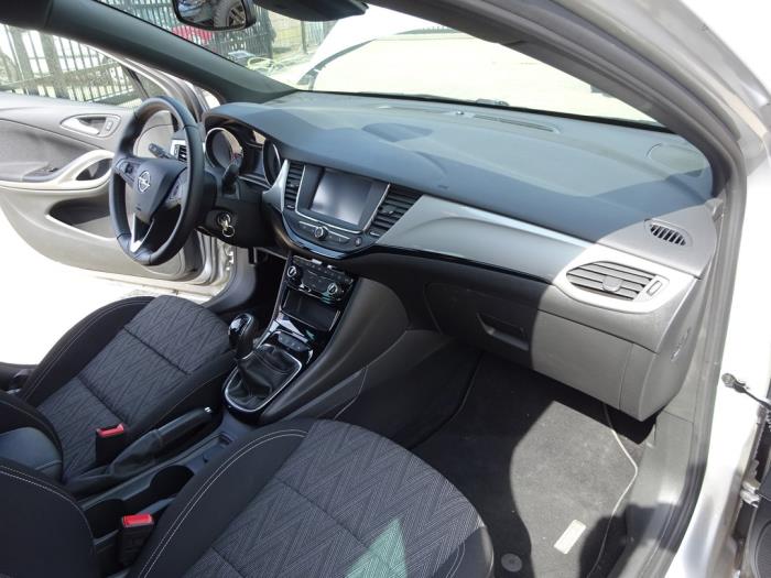 Opel Astra K Sports Tourer 1.5 CDTi 105 12V Sloopvoertuig (2021, Grijs)