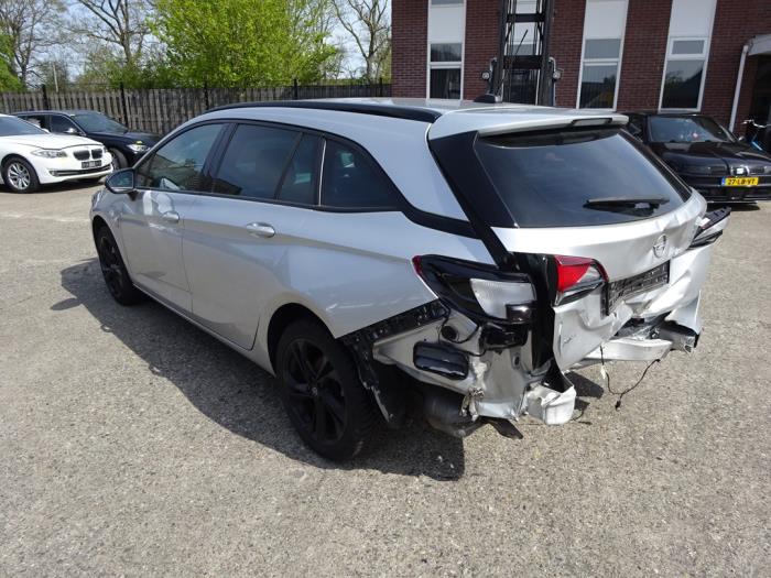 Opel Astra K Sports Tourer 1.5 CDTi 105 12V Sloopvoertuig (2021, Grijs)