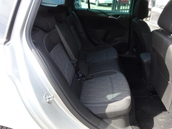 Opel Astra K Sports Tourer 1.5 CDTi 105 12V Sloopvoertuig (2021, Grijs)