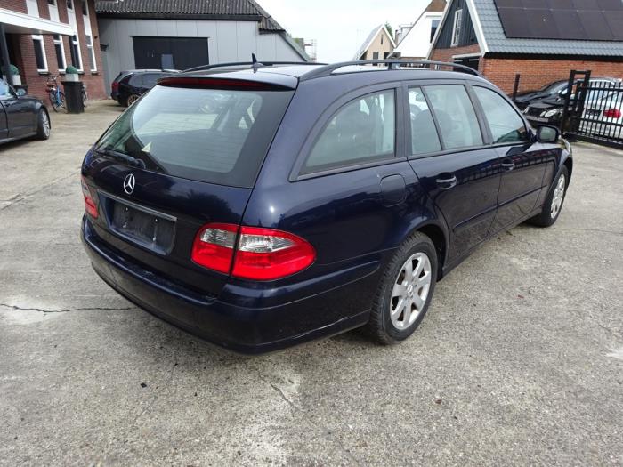 Mercedes E Combi 2.2 E-220 CDI 16V Sloopvoertuig (2007, Blauw)
