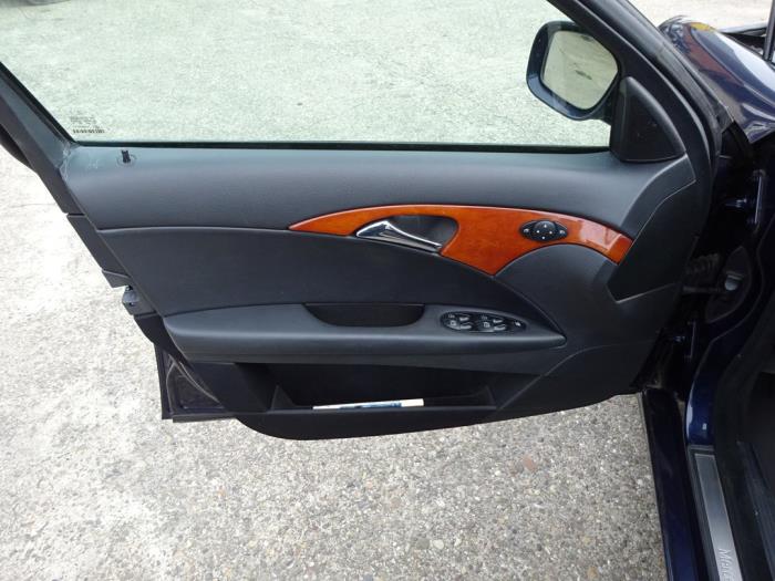 Mercedes E Combi 2.2 E-220 CDI 16V Sloopvoertuig (2007, Blauw)