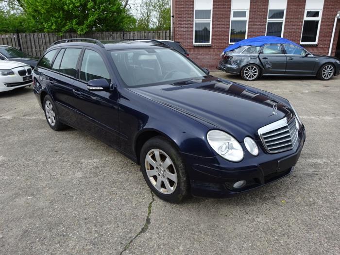 Mercedes E Combi 2.2 E-220 CDI 16V Sloopvoertuig (2007, Blauw)
