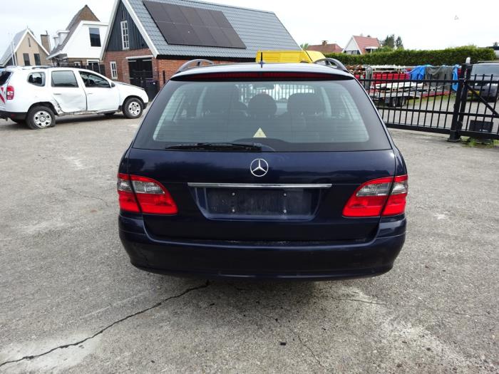 Mercedes E Combi 2.2 E-220 CDI 16V Sloopvoertuig (2007, Blauw)