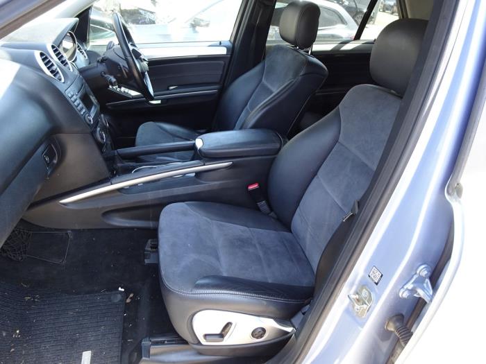 Mercedes ML II 3.0 ML-280 CDI 4-Matic V6 24V Sloopvoertuig (2009, Blauw)