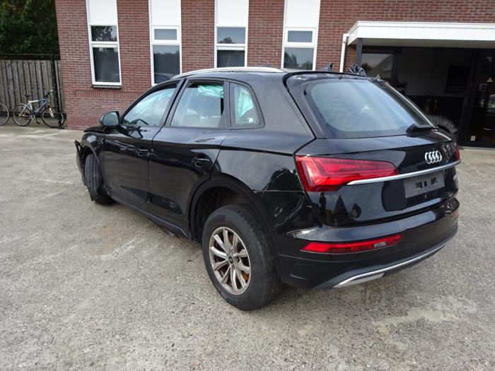 Audi Q5 2.0 40 TDI Mild Hybrid Quattro 16V Sloopvoertuig (2021, Zwart)