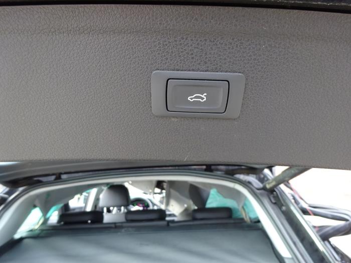 Audi Q5 2.0 40 TDI Mild Hybrid Quattro 16V Sloopvoertuig (2021, Zwart)