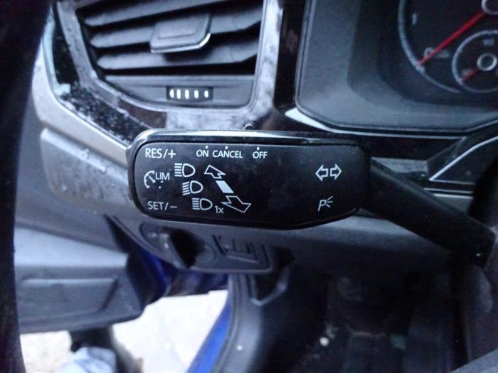 Volkswagen Polo VI 1.0 MPI 12V Sloopvoertuig (2020, Blauw)