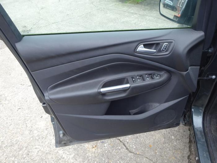 Ford Kuga II 1.5 EcoBoost 16V 120 Sloopvoertuig (2018, Grijs)