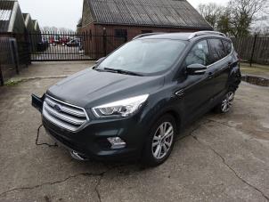 Ford Kuga II 1.5 EcoBoost 16V 120 Sloopvoertuig (2018, Grijs)