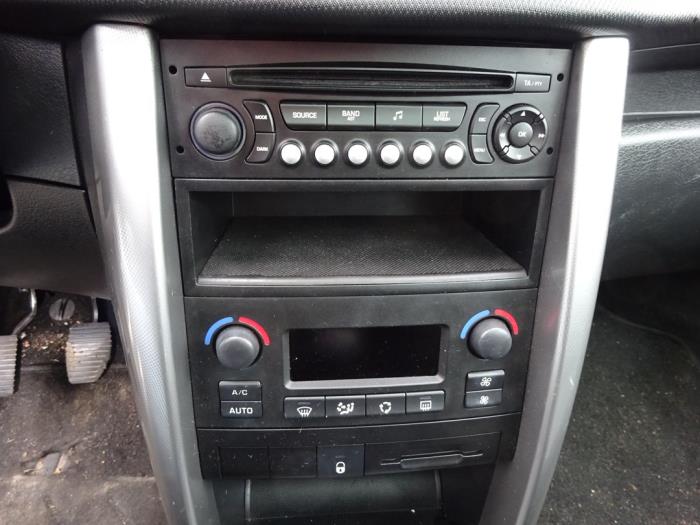 Peugeot 207 SW 1.6 16V Sloopvoertuig (2007, Zwart)