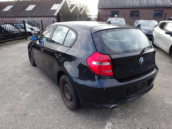 BMW 1 serie 116i 1.6 16V Sloopvoertuig (2007, Zwart)