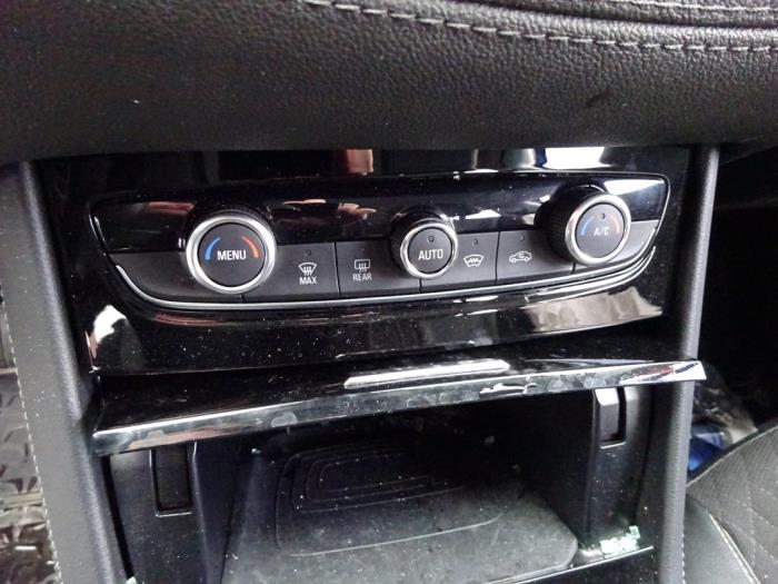 Opel Grandland 1.2 Turbo 12V Sloopvoertuig (2019, Blauw)