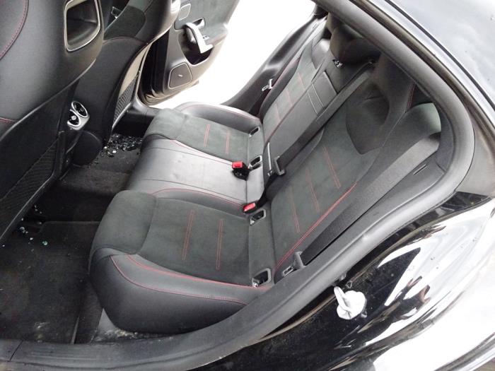 Mercedes CLA 1.3 CLA-180 Turbo 16V Sloopvoertuig (2020, Zwart)