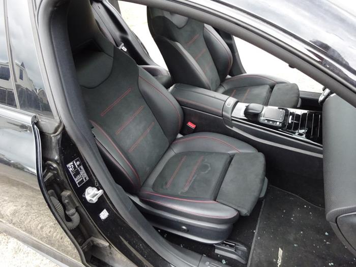 Mercedes CLA 1.3 CLA-180 Turbo 16V Sloopvoertuig (2020, Zwart)