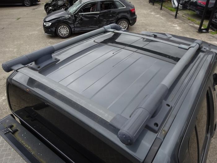 Nissan Navara 3.0 dCi V6 24V DPF 4x4 Sloopvoertuig (2010, Grijs)