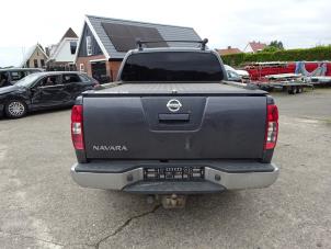 Nissan Navara 3.0 dCi V6 24V DPF 4x4 Sloopvoertuig (2010, Grijs)