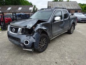 Nissan Navara 3.0 dCi V6 24V DPF 4x4 Sloopvoertuig (2010, Grijs)