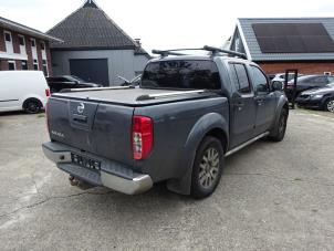 Nissan Navara 3.0 dCi V6 24V DPF 4x4 Sloopvoertuig (2010, Grijs)