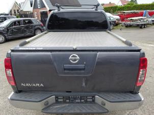 Nissan Navara 3.0 dCi V6 24V DPF 4x4 Sloopvoertuig (2010, Grijs)