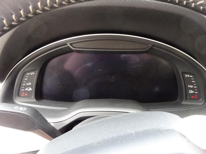 Audi Q7 3.0 TDI V6 24V e-tron plug-in hybrid Sloopvoertuig (2017, Grijs)