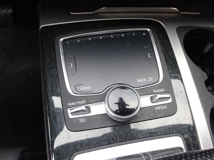 Audi Q7 3.0 TDI V6 24V e-tron plug-in hybrid Sloopvoertuig (2017, Grijs)