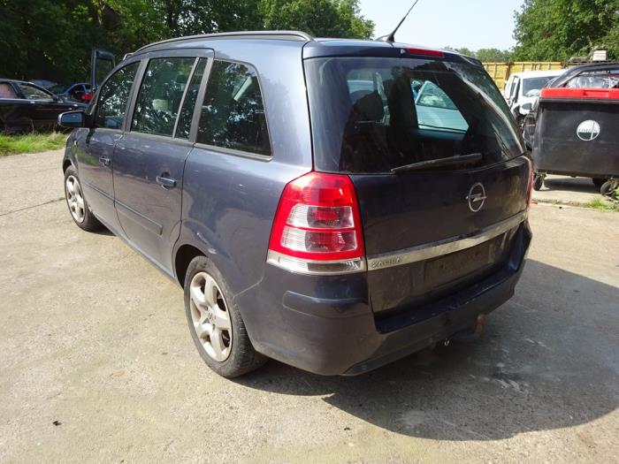 Opel Zafira 1.8 16V Ecotec Sloopvoertuig (2008, Grijs)