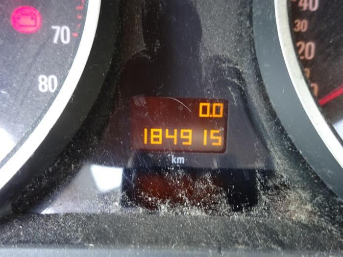 Opel Zafira 1.8 16V Ecotec Sloopvoertuig (2008, Grijs)