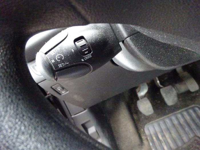 Peugeot 208 I 1.2 Vti 12V PureTech 82 Sloopvoertuig (2016, Blauw)