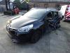 Renault Clio IV Estate/Grandtour 0.9 Energy TCE 12V Sloopvoertuig (2015, Zwart)